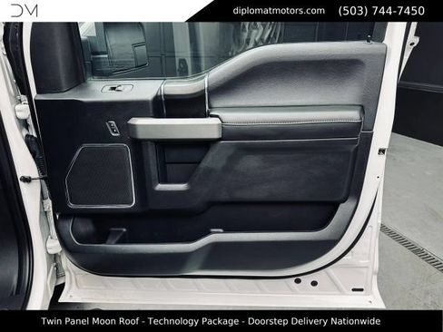 Used 2018 Ford F150 Platinum w/ Technology Package AWD/4WD image 28