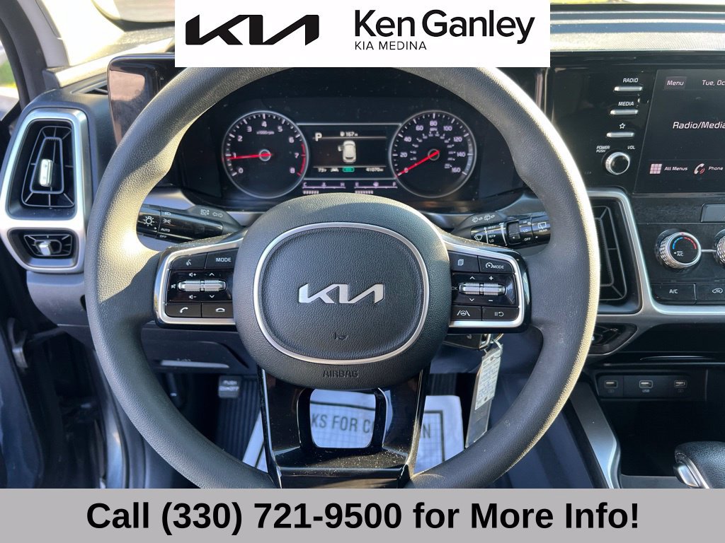 Certified 2022 Kia Sorento LX AWD/4WD image 32