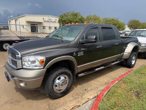Used 2008 Dodge Ram 3500 Truck Laramie AWD/4WD image 7