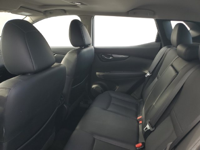 Used 2018 Nissan Rogue Sport AWD image 9