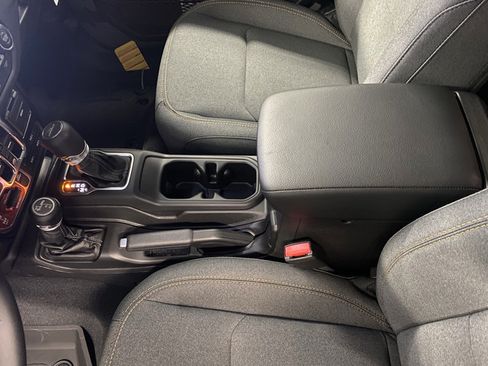 New 2026 Jeep Gladiator Sport AWD/4WD image 20