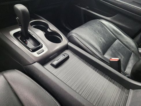 Used 2017 Honda Pilot EX-L image 26