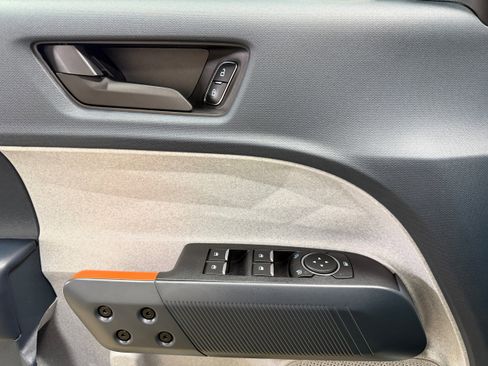 Certified 2022 Ford Maverick XLT w/ Equipment Group 300A Standard image 13