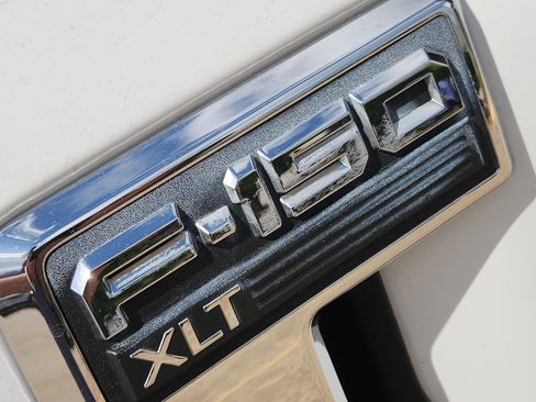 Used 2023 Ford F150 XLT RWD image 8