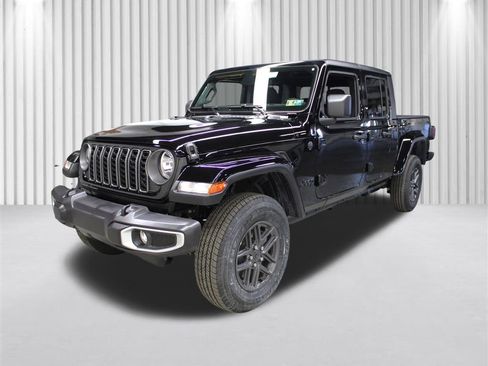 New 2026 Jeep Gladiator Sport image 8