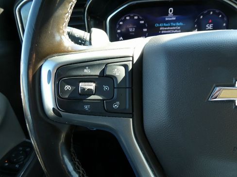 Used 2024 Chevrolet Silverado 1500 LTZ w/ Z71 Off-Road Package image 31