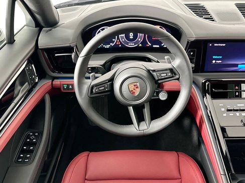 Used 2026 Porsche Panamera 4 AWD/4WD image 18