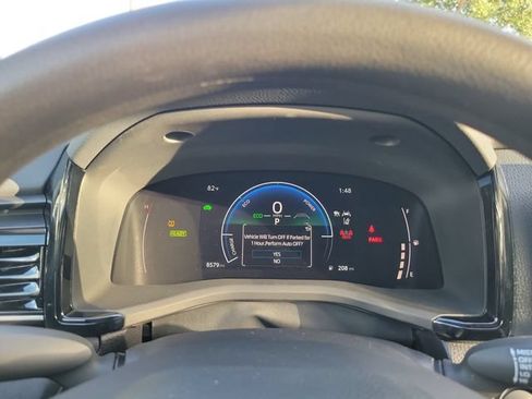Used 2025 Toyota Camry LE w/ Convenience Package FWD image 17