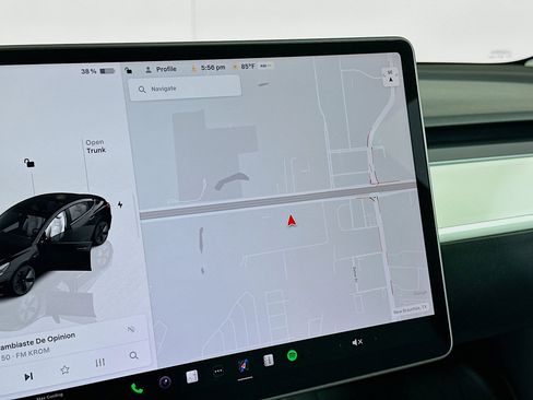 Used 2023 Tesla Model 3 Standard Range image 21