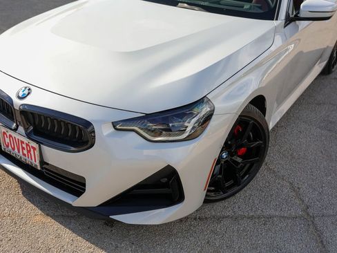 Used 2025 BMW 230i Coupe w/ M Sport Package RWD image 3