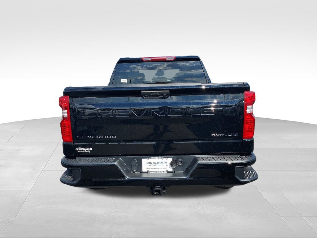 New 2026 Chevrolet Silverado 1500 Custom AWD/4WD image 4