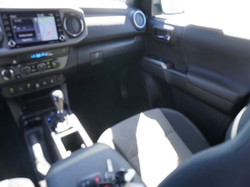 Used 2023 Toyota Tacoma TRD Sport w/ Advanced Technology Package image 16