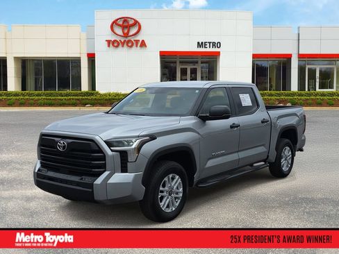 Used 2026 Toyota Tundra SR5 AWD/4WD image 1