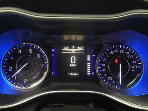 Used 2015 Chrysler 200 Limited w/ Convenience Group image 23