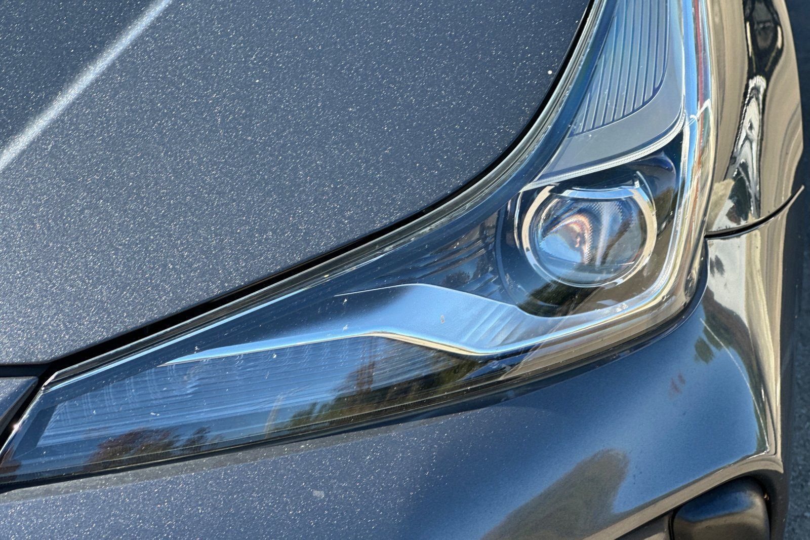 Used 2019 Toyota Prius XLE FWD image 51