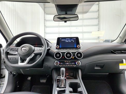 New 2025 Nissan Sentra SR w/ SR Premium Package image 23