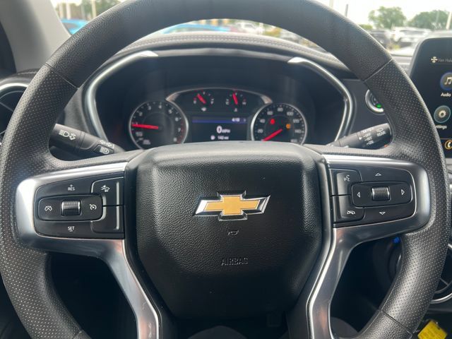 Used 2025 Chevrolet Blazer LT AWD/4WD image 23