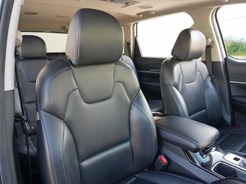 Used 2022 Kia Telluride S AWD/4WD image 38