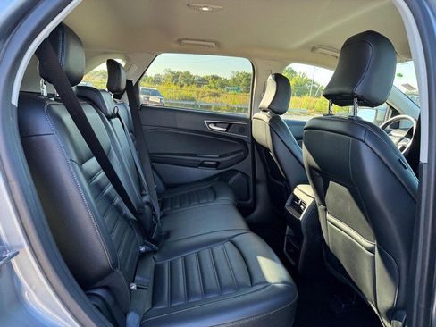 Used 2024 Ford Edge SEL image 13