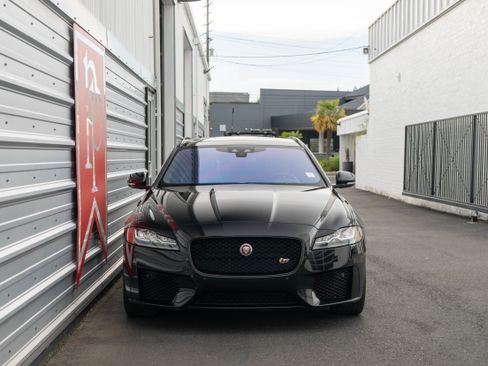 Used 2018 Jaguar XF S AWD/4WD image 39