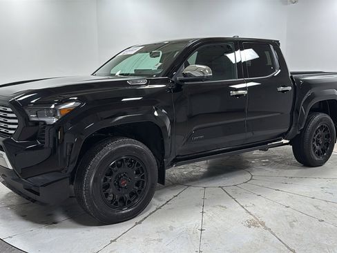 Certified 2025 Toyota Tacoma Limited image 1