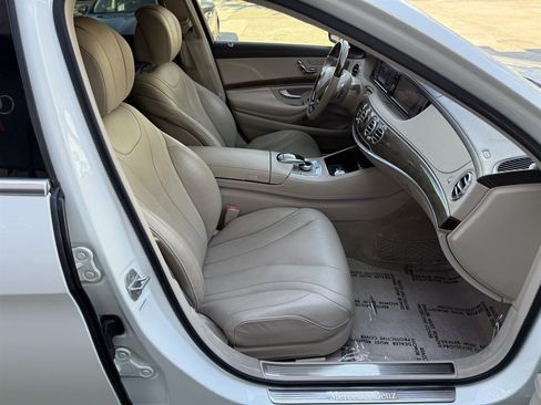 Used 2015 Mercedes-Benz S 550 Sedan image 20