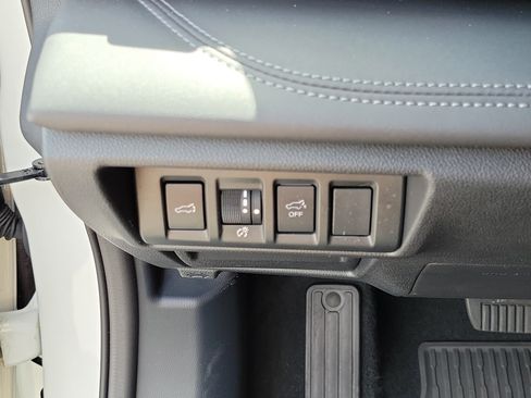 Certified 2024 Subaru Outback Touring AWD/4WD image 27