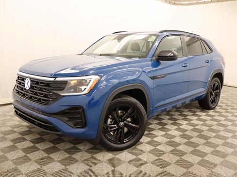 New 2026 Volkswagen Atlas Cross Sport SEL R-Line AWD/4WD image 1