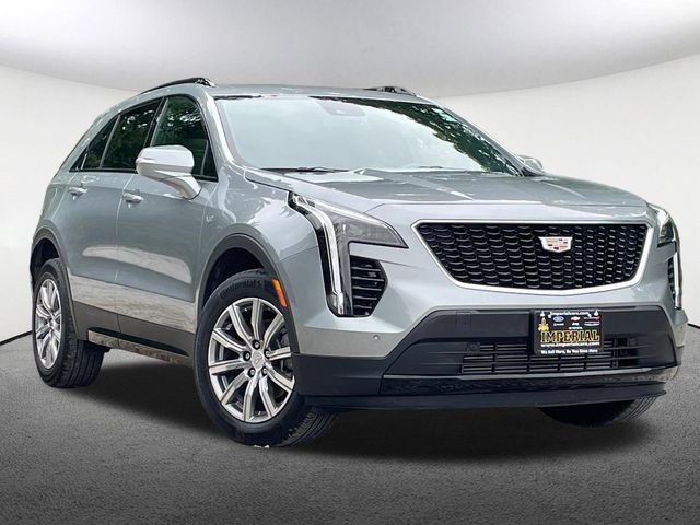 Used 2023 Cadillac XT4 Sport w/ Cold Weather Package AWD/4WD image 2