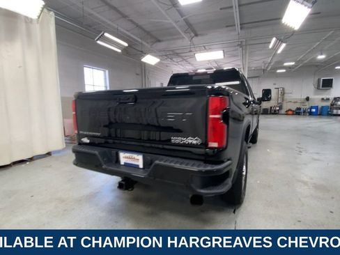 Used 2025 Chevrolet Silverado 3500 High Country AWD/4WD image 10