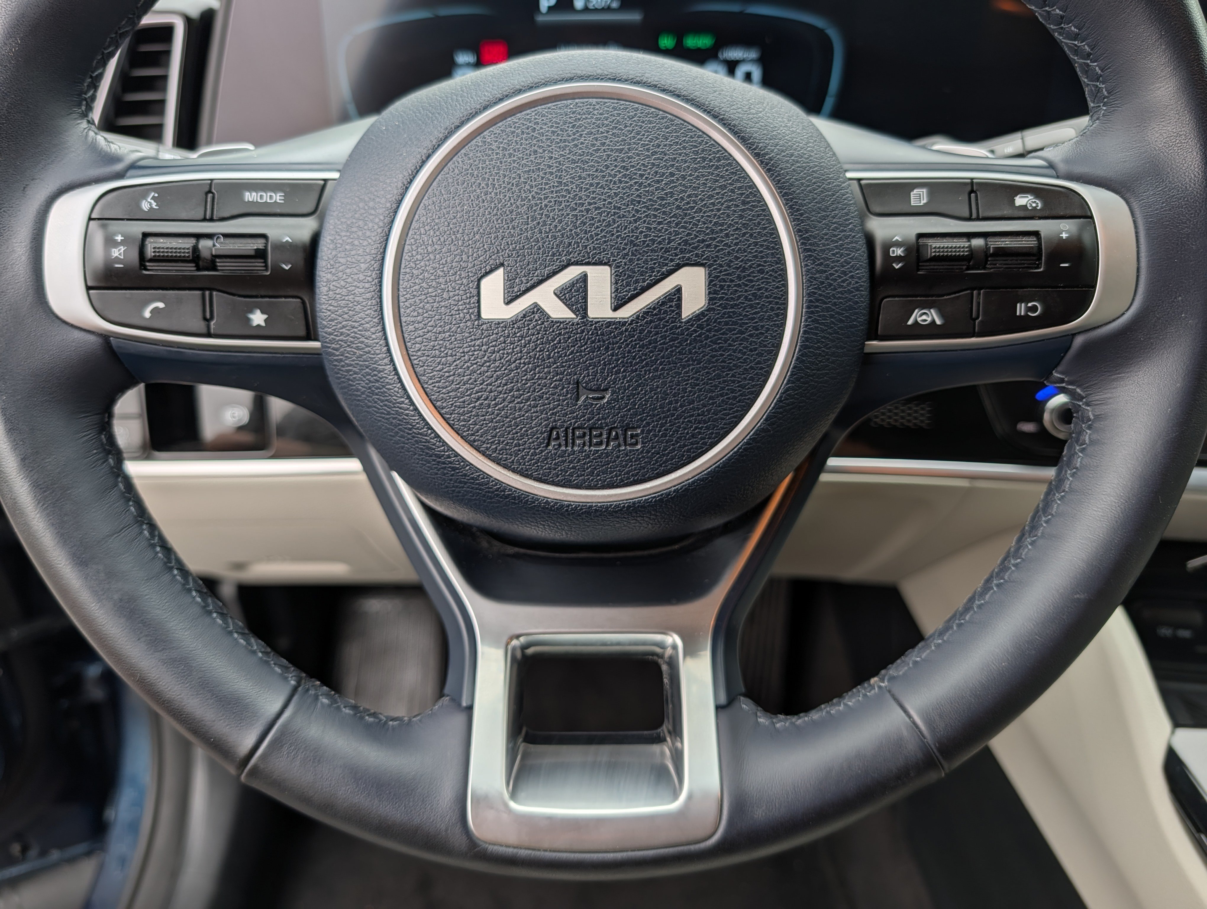 Used 2025 Kia Sportage EX AWD/4WD image 25
