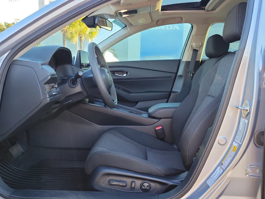 Certified 2024 Honda Accord EX image 20