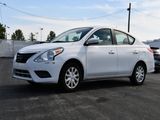 Used 2016 Nissan Versa SV image 3