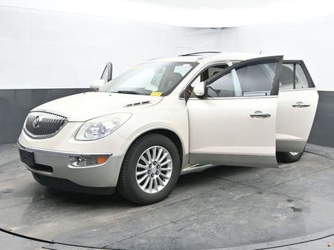 Used 2010 Buick Enclave CXL image 51