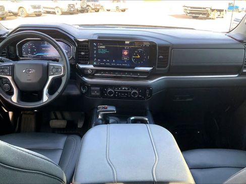 Used 2023 Chevrolet Silverado 1500 RST image 15