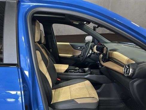 Used 2025 Chevrolet Equinox ACTIV w/ Safety and Technology Package AWD/4WD image 20
