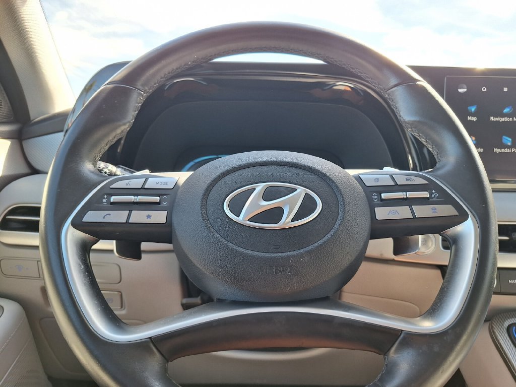 Used 2025 Hyundai Palisade SEL FWD image 17