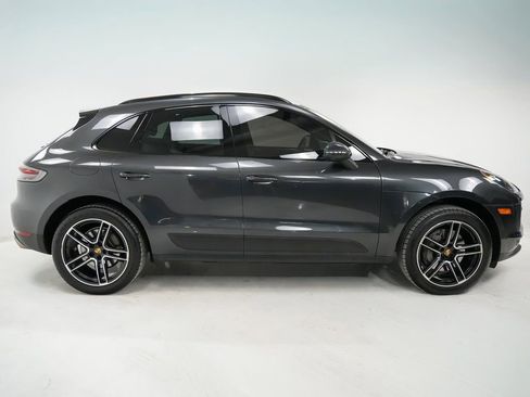 Certified 2021 Porsche Macan S image 9