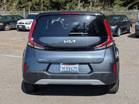 Used 2023 Kia Soul LX w/ Option Group 015 FWD image 6