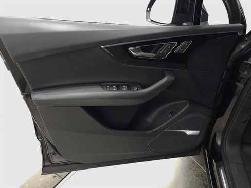 Used 2019 Audi Q7 3.0T Premium Plus w/ Premium Plus Package image 12