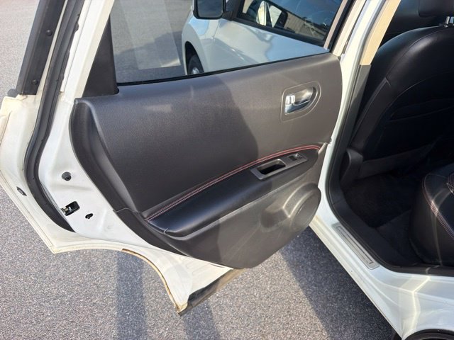 Used 2013 Nissan Rogue SL AWD/4WD image 30