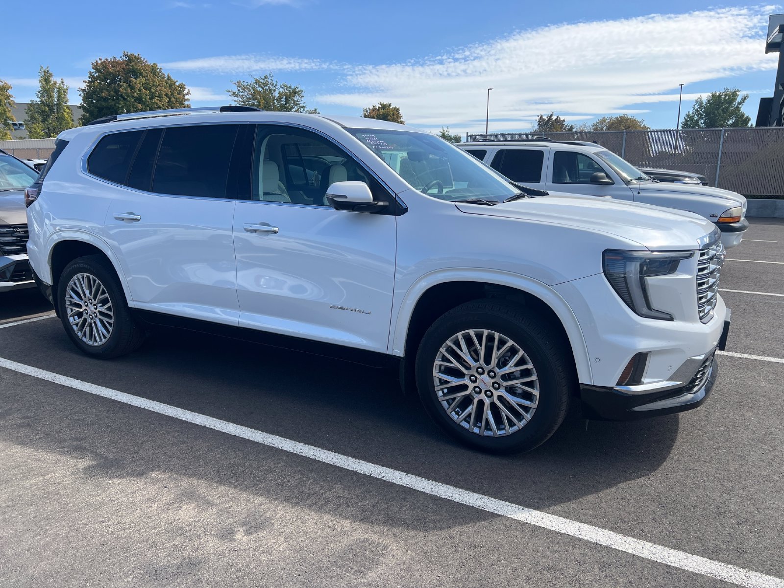 Used 2024 GMC Acadia Denali w/ Super Cruise Package AWD/4WD image 36
