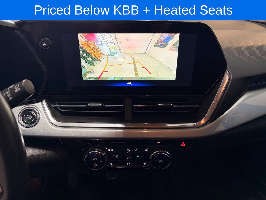 Used 2024 Chevrolet Trax LT w/ LT Convenience Package FWD image 12