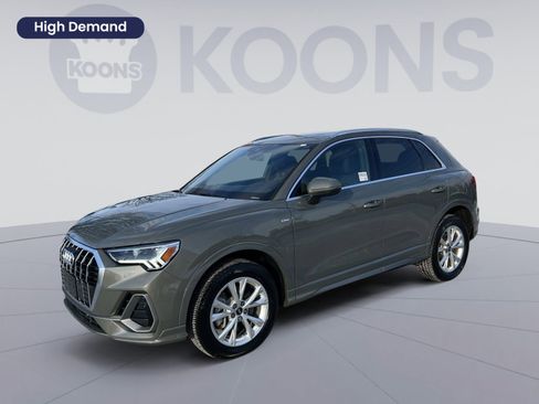 Used 2022 Audi Q3 2.0T Premium Plus image 1