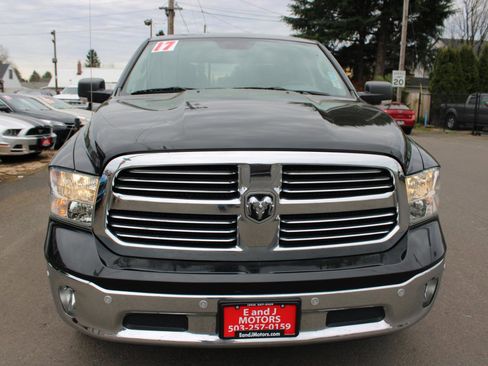 Used 2017 RAM 1500 Big Horn image 2