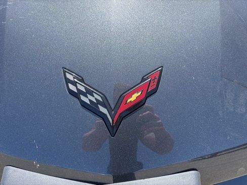 Used 2017 Chevrolet Corvette Grand Sport w/ Grand Sport Heritage Package RWD image 16