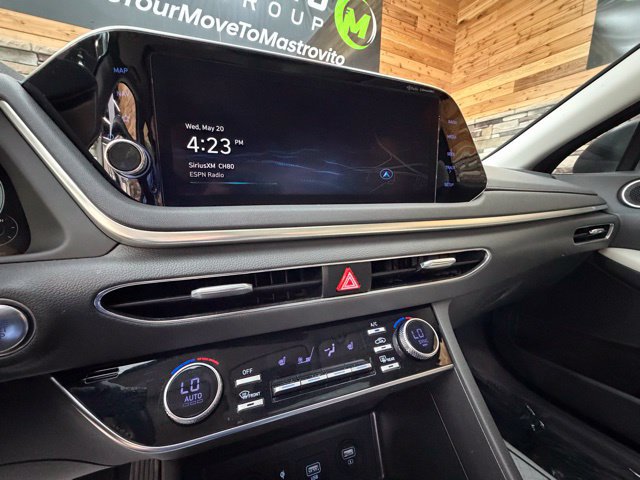 Used 2023 Hyundai Sonata SEL w/ Convenience Package FWD image 18