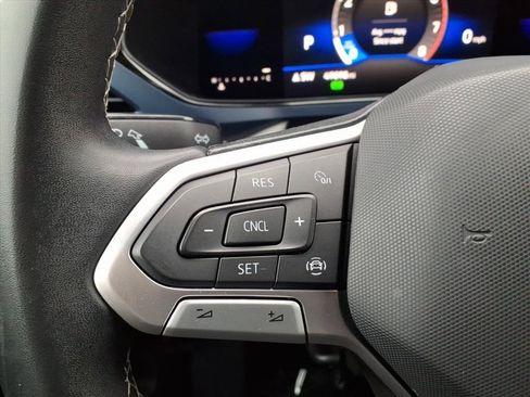 Used 2022 Volkswagen Taos SE image 19