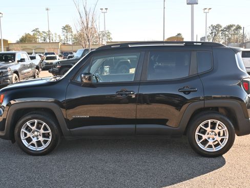 Used 2020 Jeep Renegade Latitude image 36