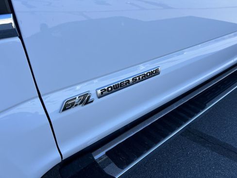 Used 2021 Ford F250 Lariat w/ Lariat Value Package image 13